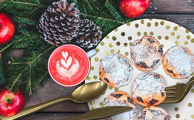 طبق لوازم الحفلات ، أكواب ، ملاعق ، شوكة ، مناديل ، طقم عشاء ، طقم أواني طعام ورقية وبلاستيكية ، أدوات مائدة 2