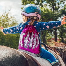 حقيبة ظهر برباط من الترتر ، حقيبة حفلات هدايا الكريسماس ، حقيبة من الأورجانزا ، حقيبة من الساتان ، حقيبة من الجلد المدبوغ 4